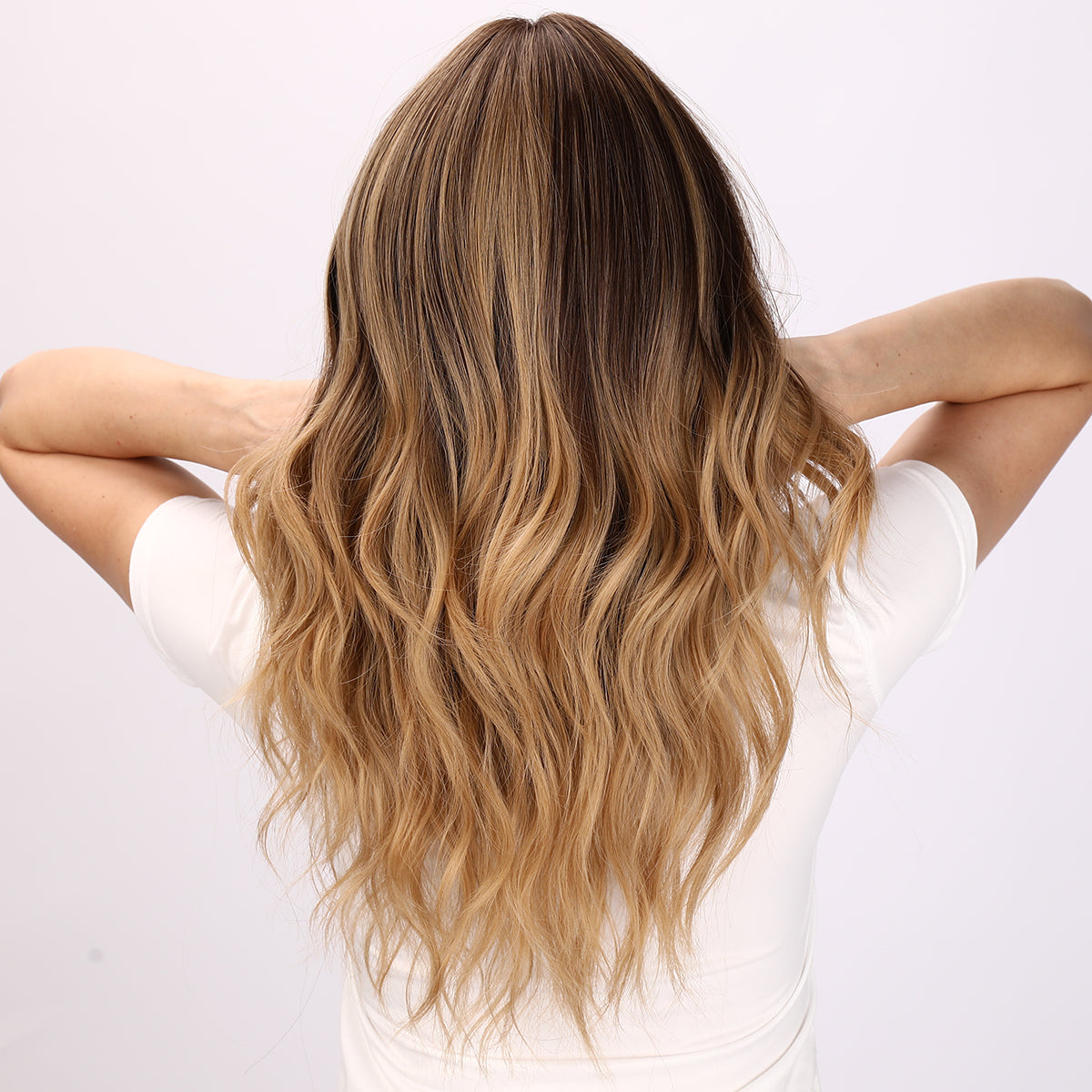 [Deserted Island 2.0] 22-inch Ombre Brown Yellow Loose Wave with Bangs  (Synthetic Wig)